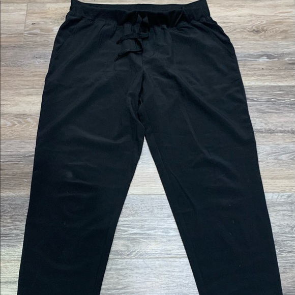 Ladies studio joggers. - Picture 1 of 2